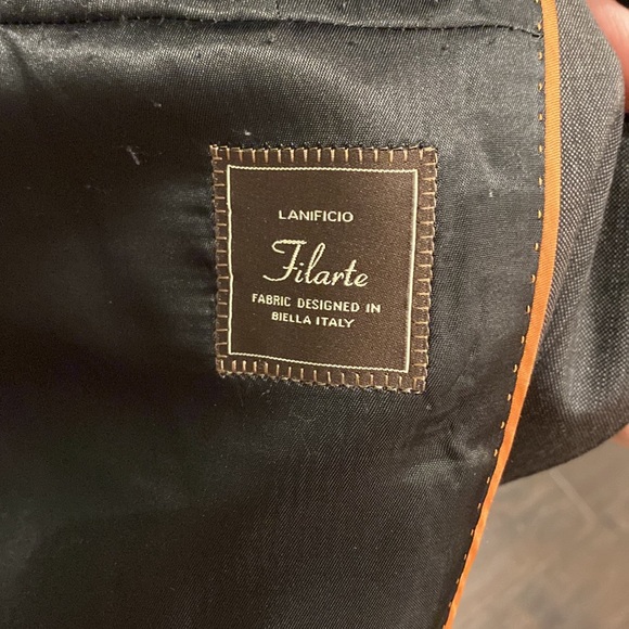 Paul Betenly suit - Picture 4 of 8